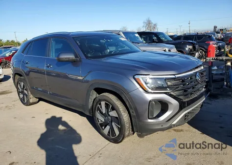 2024 Volkswagen Atlas Cross Sport Se z USA, uszkodzony, nr VIN 1V2HE2CA2RC236146